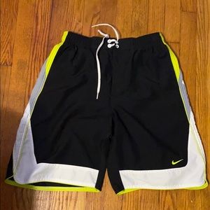 Nike swimming trunks men size M